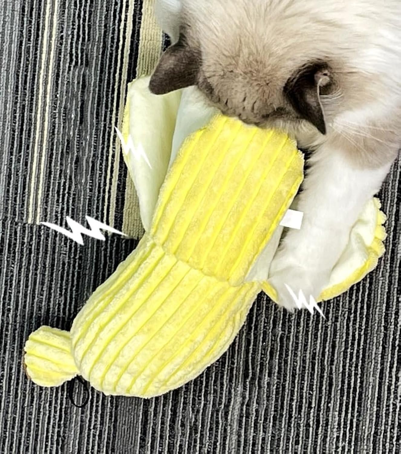 Catnip Banana Crinkle Toy - Soft Interactive Chew Fun